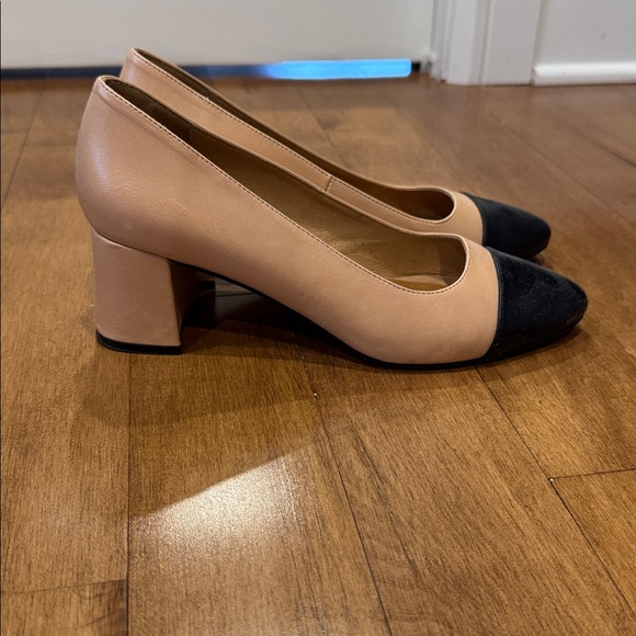 L’Intervalle Cap Toe Pumps - Picture 2 of 4